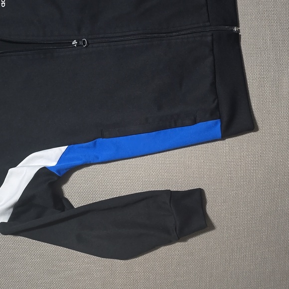 Adidas Track Jacket Youth Size Medium Black,Blue,White - Picture 4 of 15